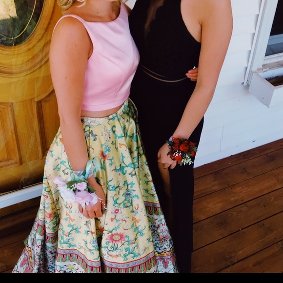 Sherri hill prom dress - Picture 3 of 5